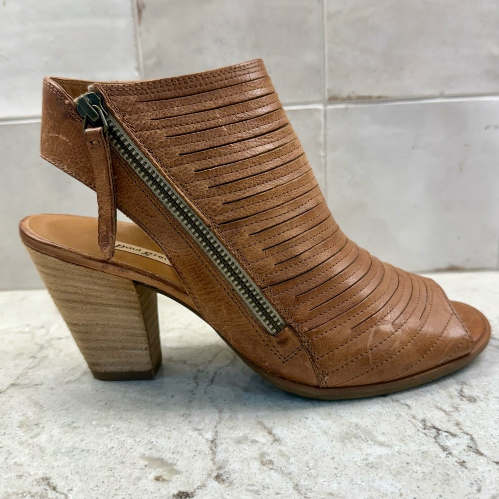 Paul Green Women's Tan Leather Peep Toe Stacked Heel Zipper Bootie. US Size 7.5.